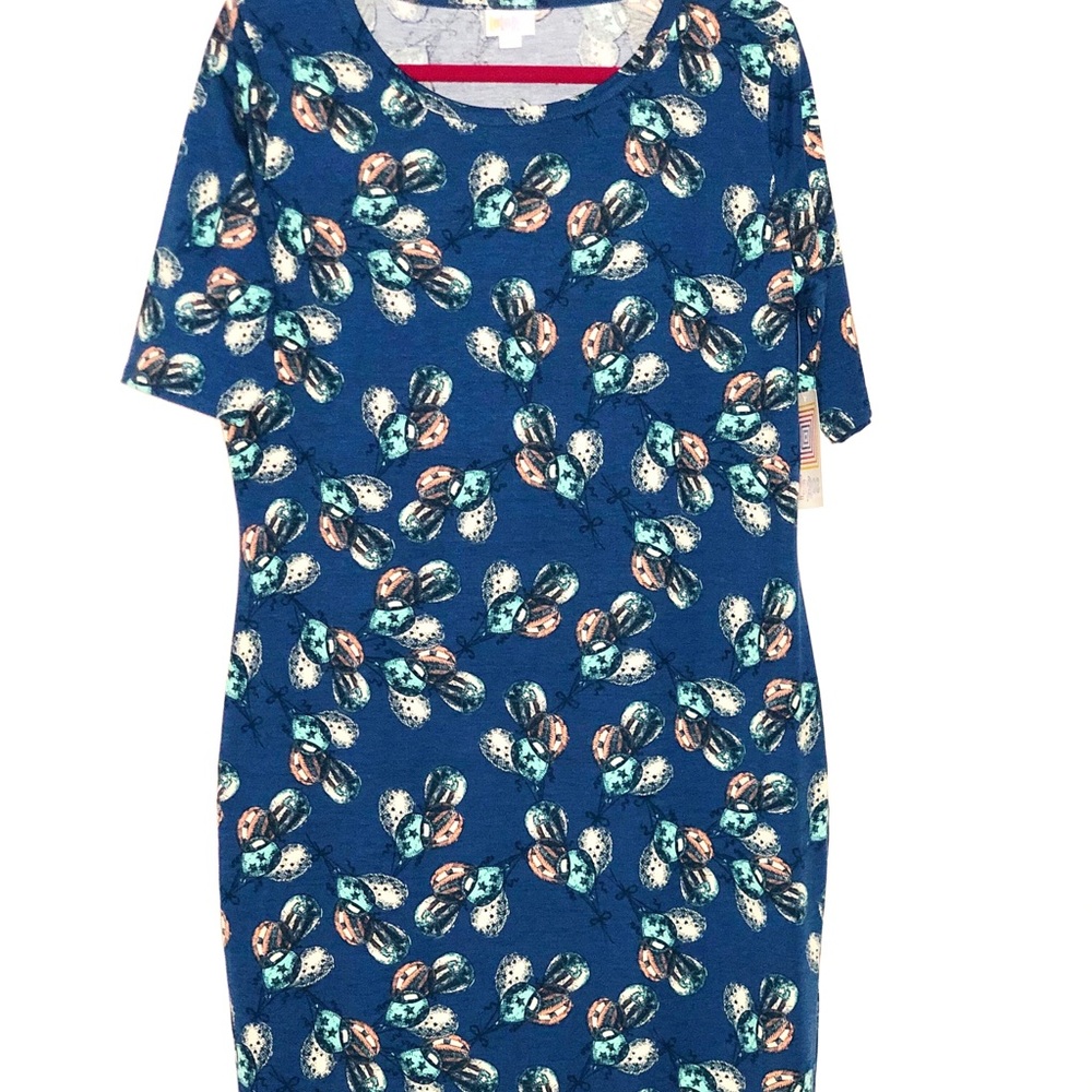 LuLaRoe Julia Dress NWT
2nd Pic Size Chart